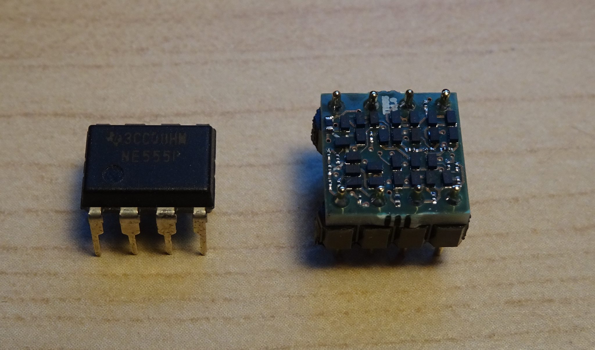 The TT555: a discrete 555 timer plug-in replacement | Tiny Transistors