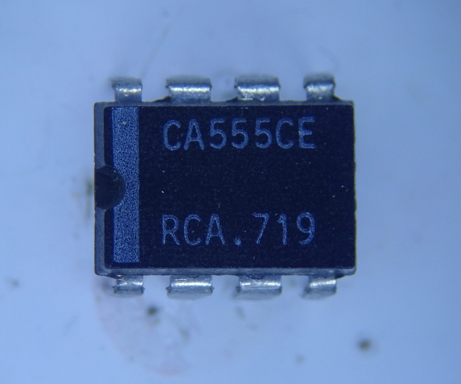 555 | Tiny Transistors